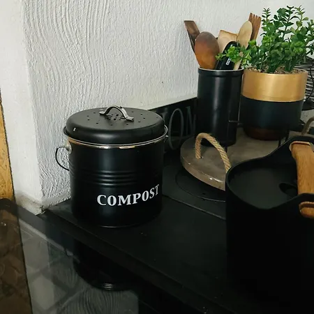 Idyllinen Puukerrostalo Laehellae Keskustaa Appartement *